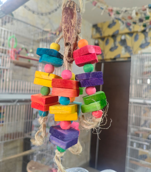 Mahagonay Pod Chewing Toy